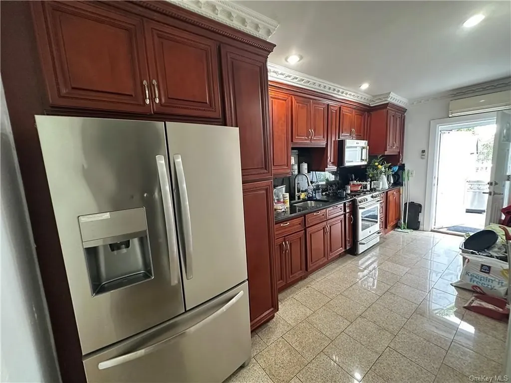 2890 Bailey Avenue Bronx NY 10463