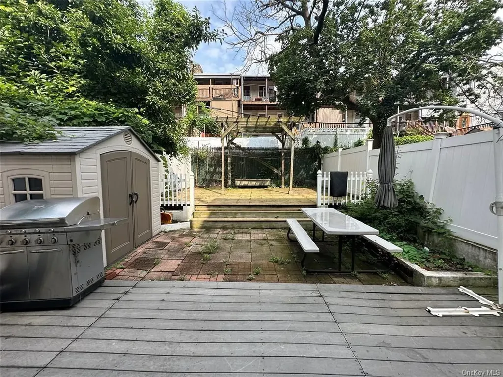 2890 Bailey Avenue Bronx NY 10463