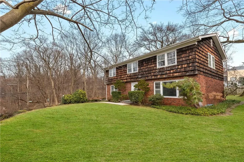 3128 Palisade Avenue Bronx NY 10463
