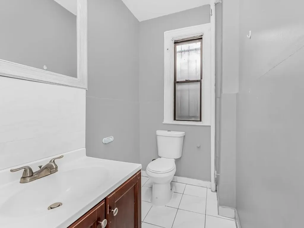 3910 White Plains Road Bronx NY 10466