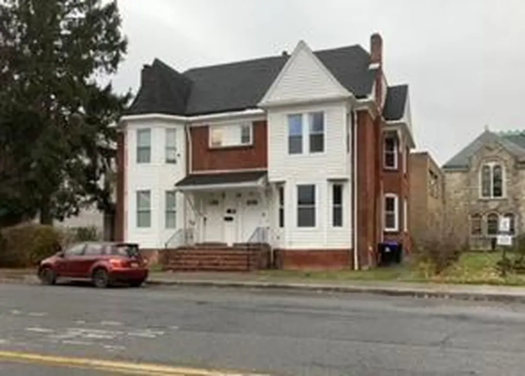 29 S Hamilton Street Poughkeepsie NY 12601