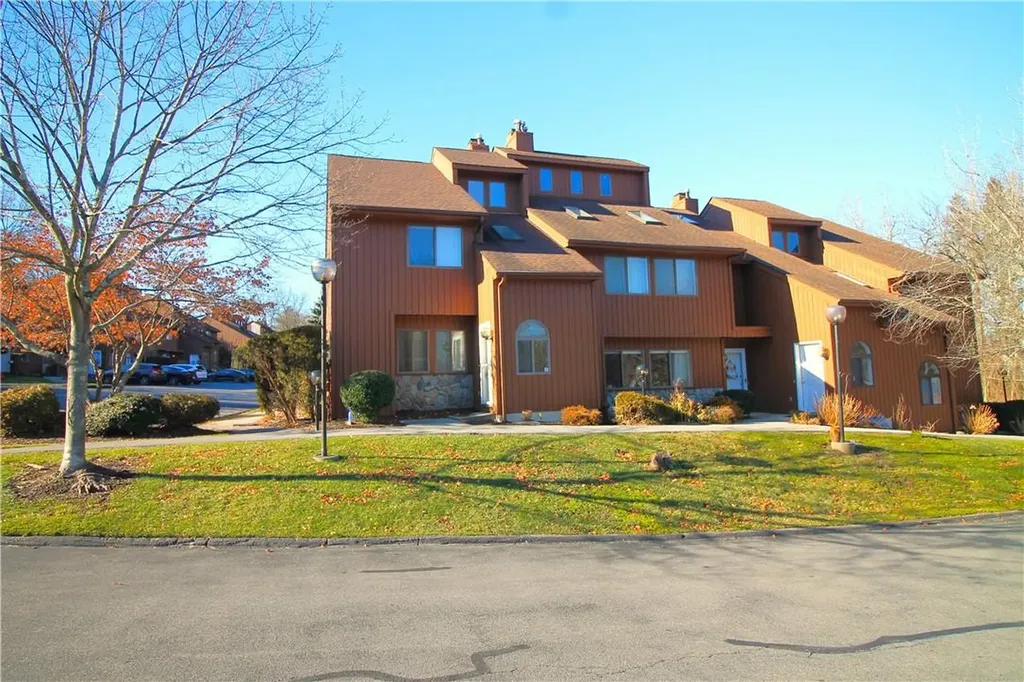 171 Swan Lane Poughkeepsie NY 12603
