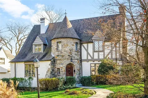 55 Vine Road Larchmont NY 10538