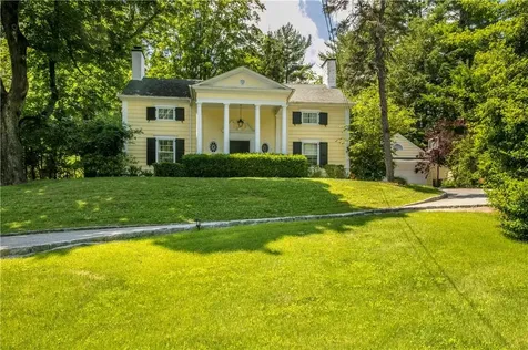 306 Quaker Road Chappaqua NY 10514