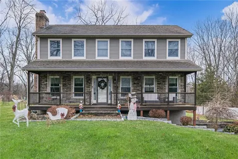19 Leo Lane Poughquag NY 12570