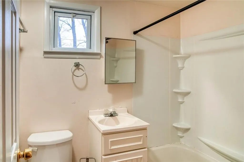 6 Old Sackett Road Rock Hill NY 12775