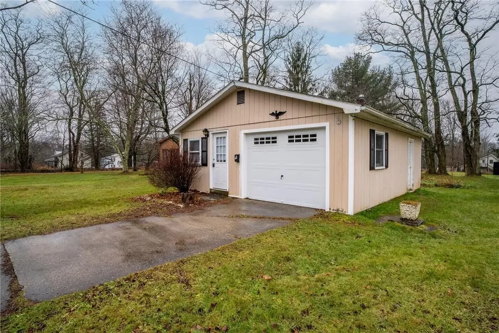6 Old Sackett Road Rock Hill NY 12775