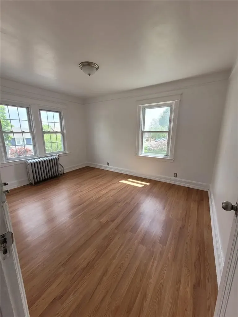 3949 Rombouts Avenue Bronx NY 10466