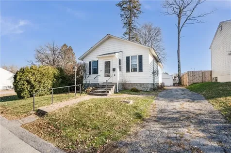 27 Maryland Avenue Poughkeepsie NY 12603