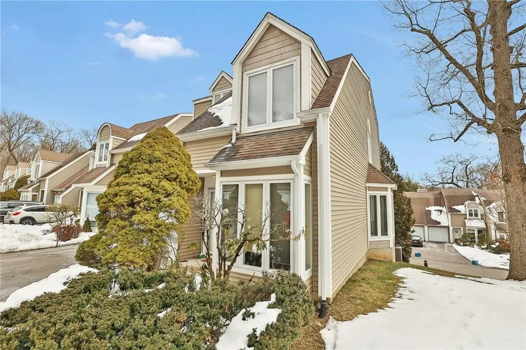 64 Spring Pond Drive Ossining NY 10562