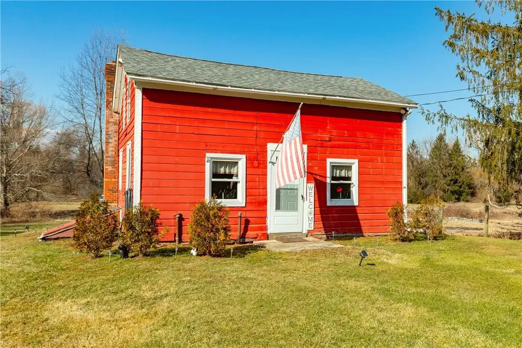 460 Sinpatch Road Wassaic NY 12592