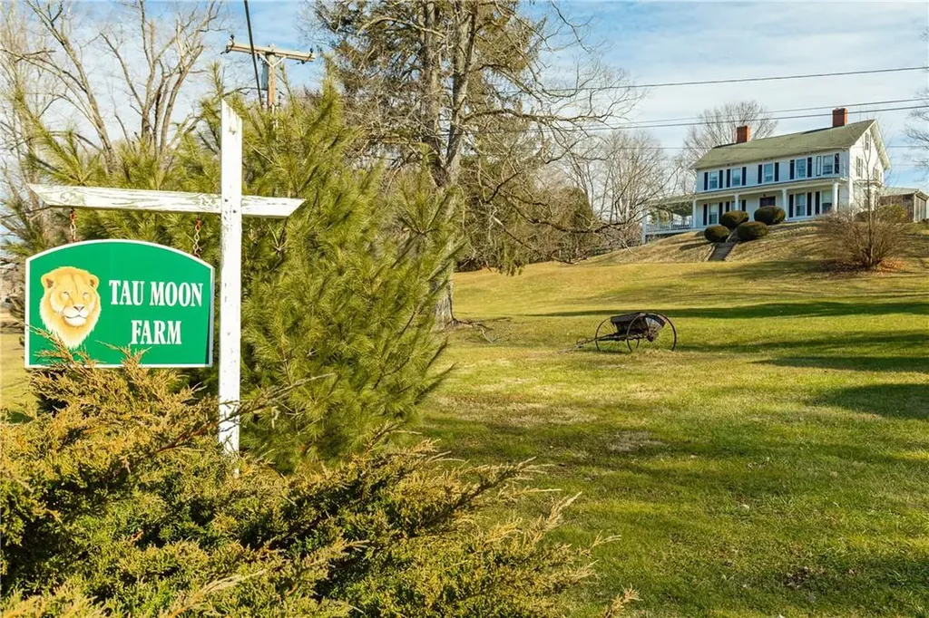 460 Sinpatch Road Wassaic NY 12592
