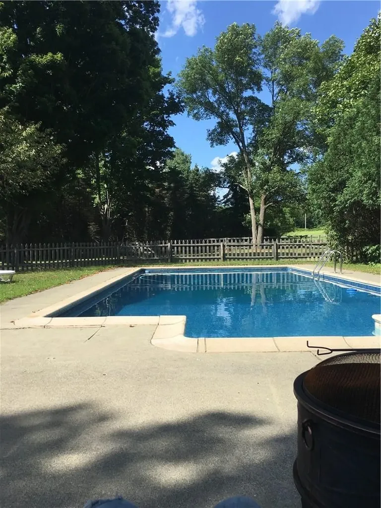 460 Sinpatch Road Wassaic NY 12592