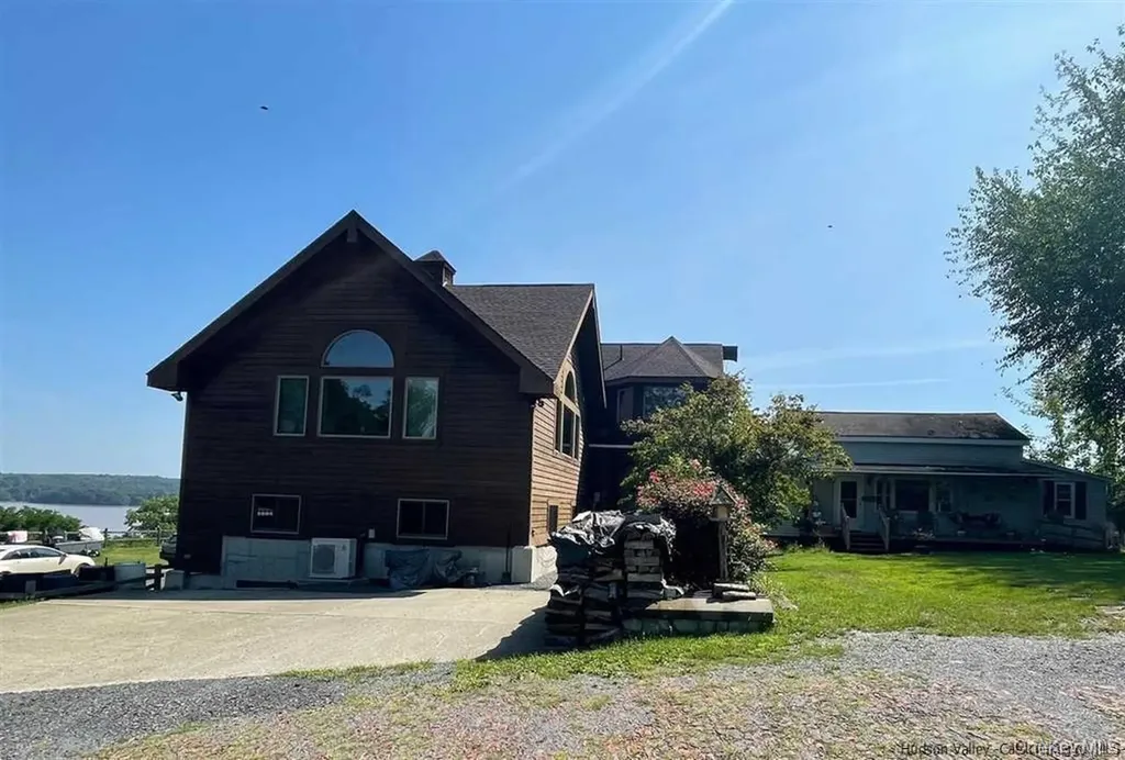109 Goldrick Landing Kingston NY 12401