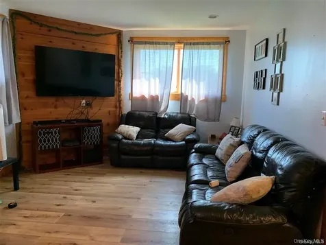 109 Goldrick Landing Kingston NY 12401