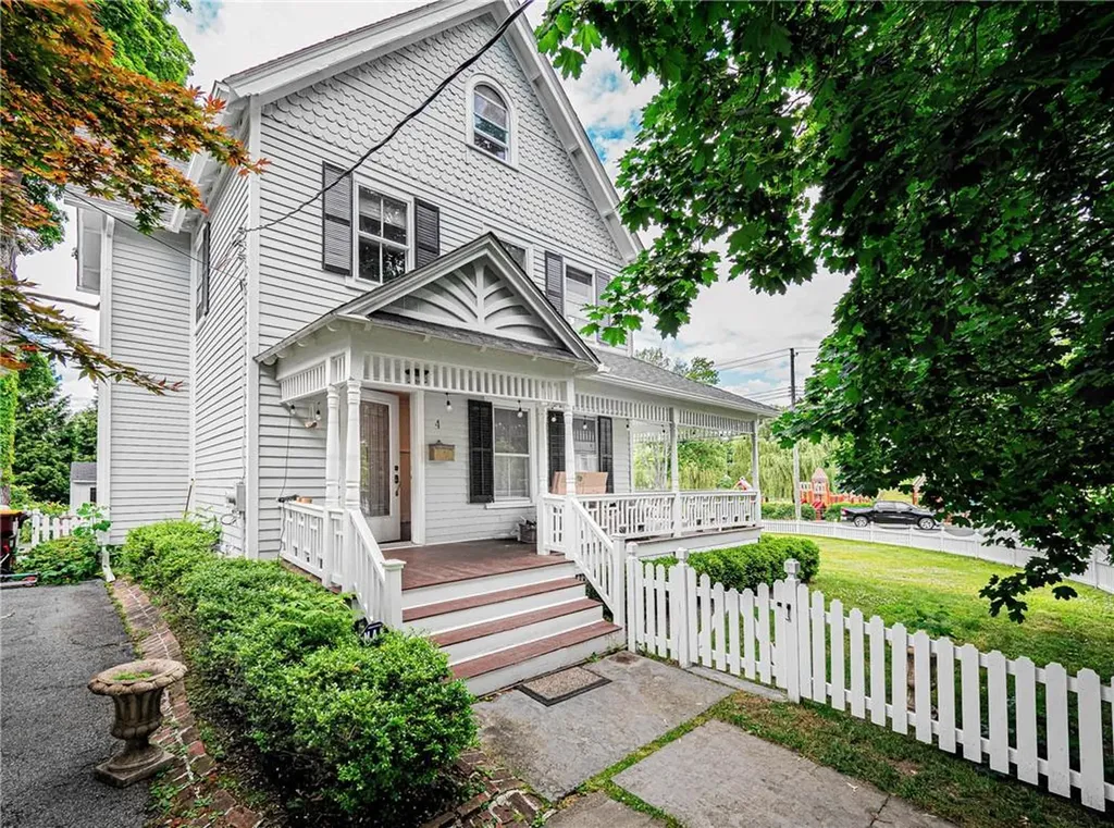 4 Clinton Avenue Warwick NY 10990