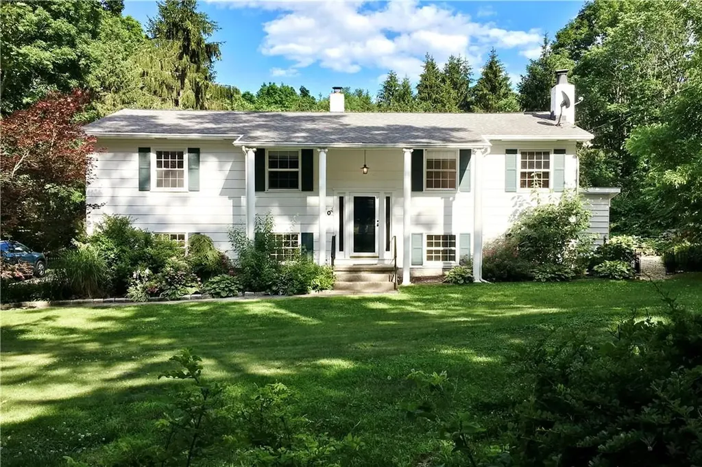 170 Horseshoe Road Millbrook NY 12545