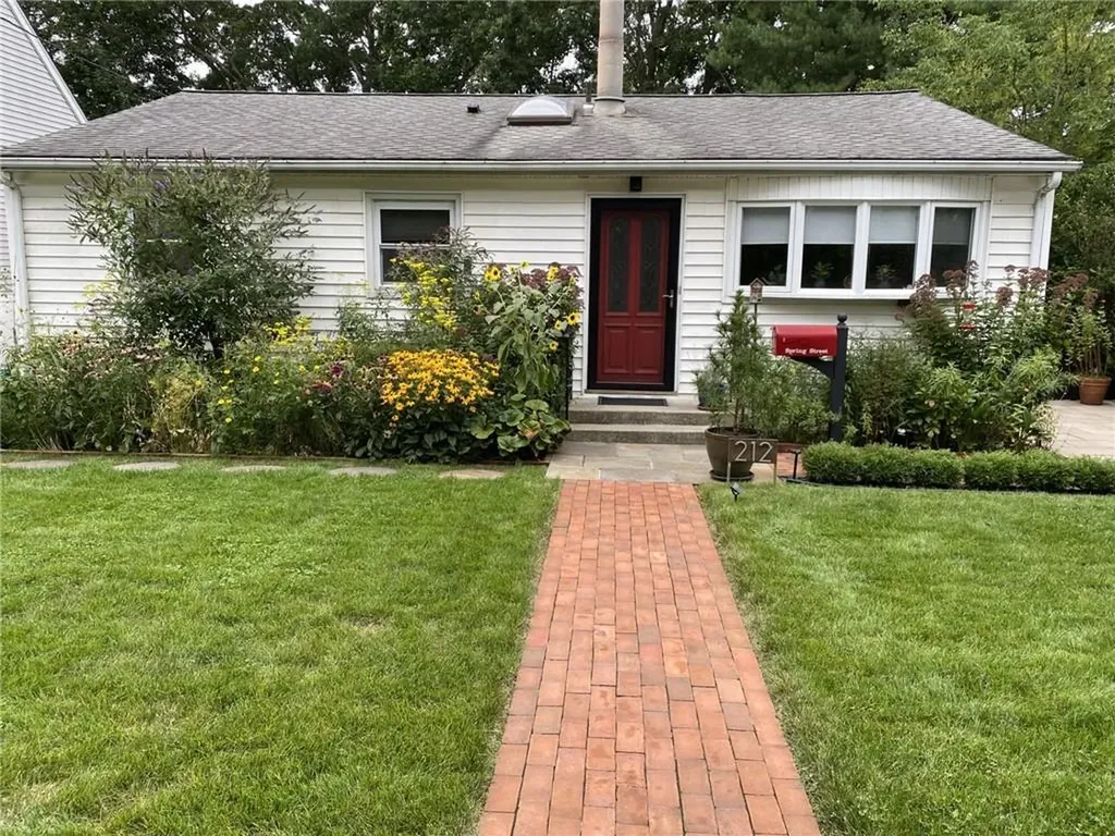 212 Spring Street Mount Kisco NY 10549