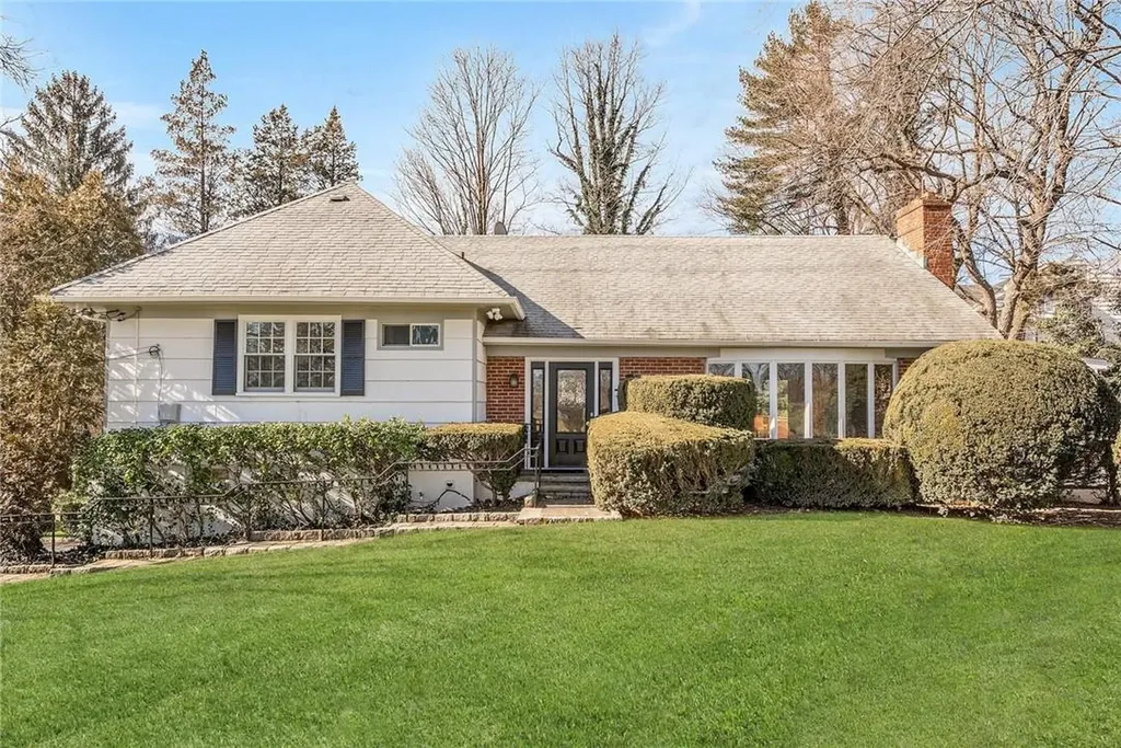 437 California Road Bronxville NY 10708