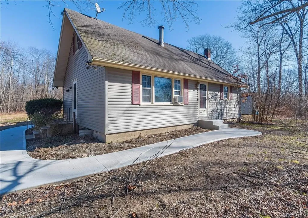 912 Wallkill Avenue Wallkill NY 12589