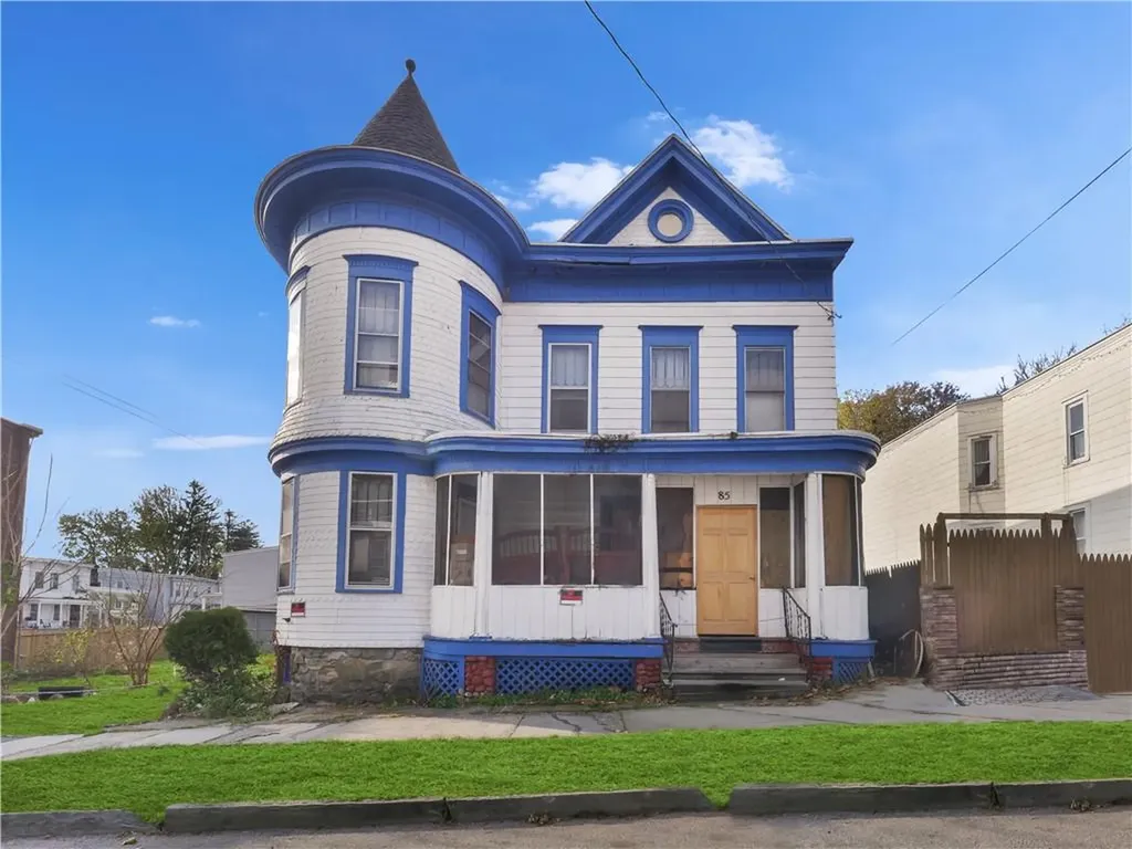 85 Carpenter Avenue Newburgh NY 12550
