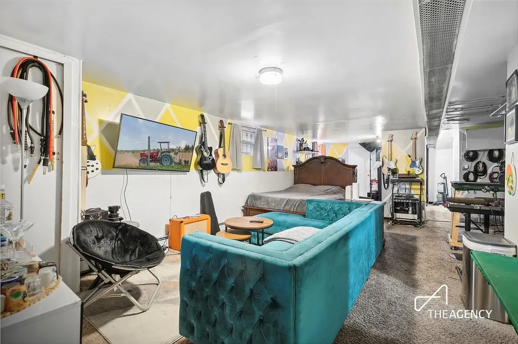 4071 Murdock Avenue Bronx NY 10466