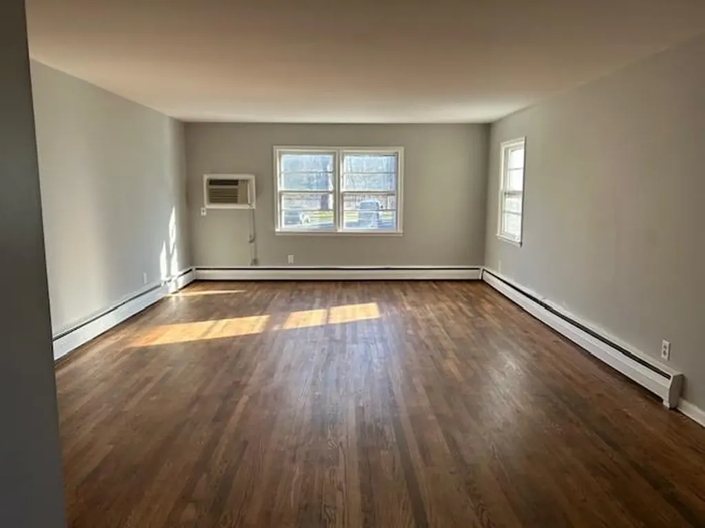 96 S Hamilton Street Poughkeepsie NY 12601
