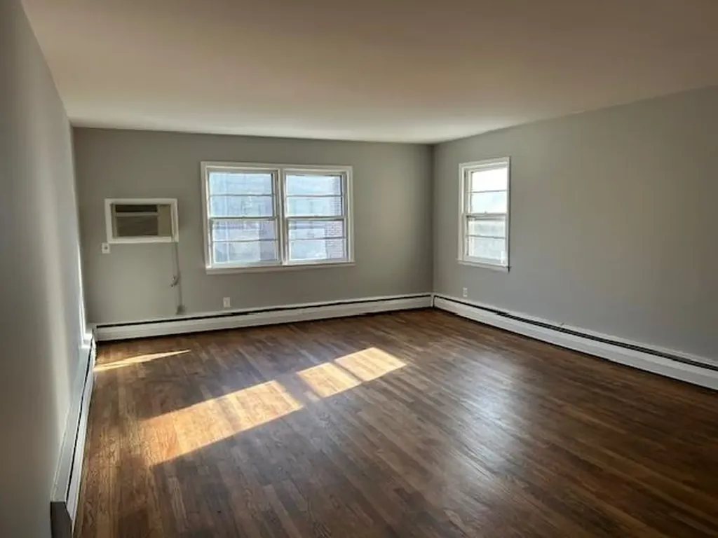 96 S Hamilton Street Poughkeepsie NY 12601