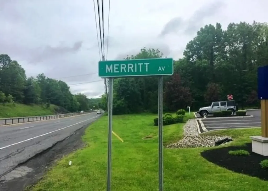 Route 9w Highland NY 12528