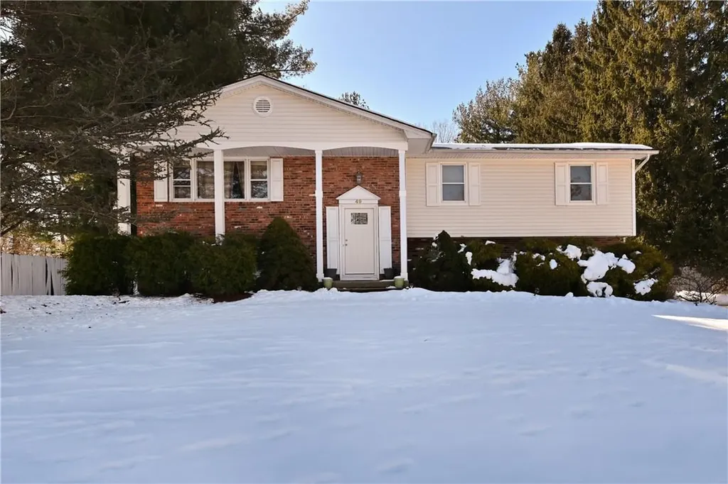 49 Lawrence Place Spring Valley NY 10977