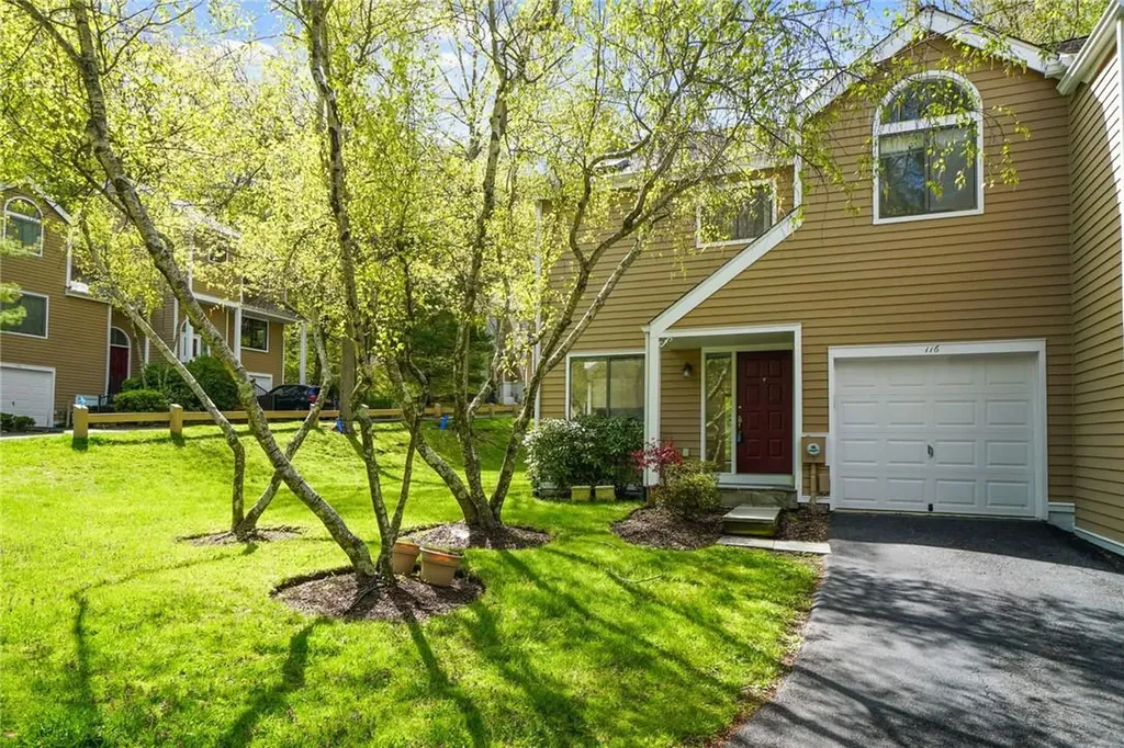 116 Stone Bridge Square Chappaqua NY 10514