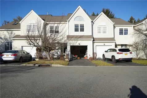 49 Spruce Ridge Drive Fishkill NY 12524