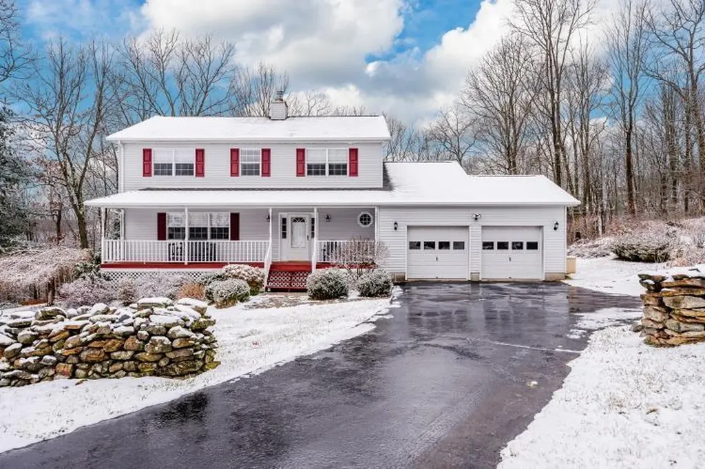 384 Devon Farms Road Stormville NY 12582