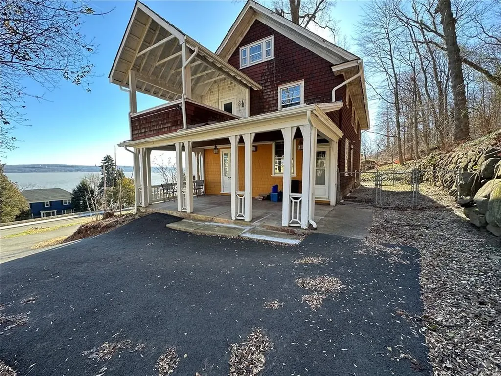 303 River Road Nyack NY 10960
