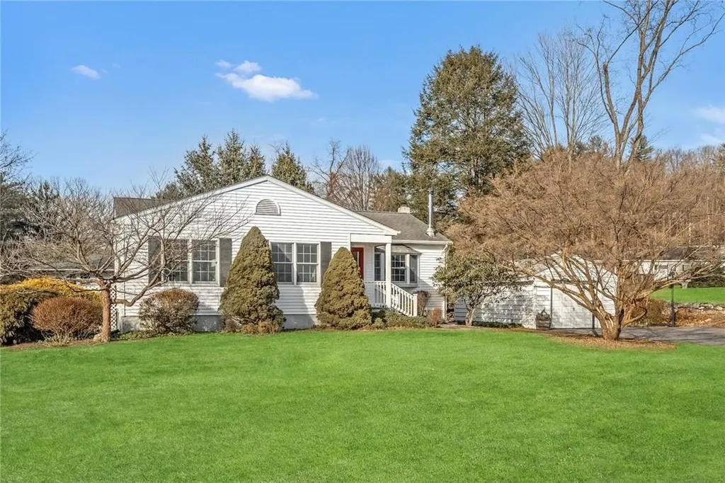 25 Valeria Circle North Salem NY 10560