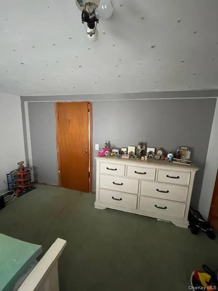 33 Eden Road Cuddebackville NY 12729