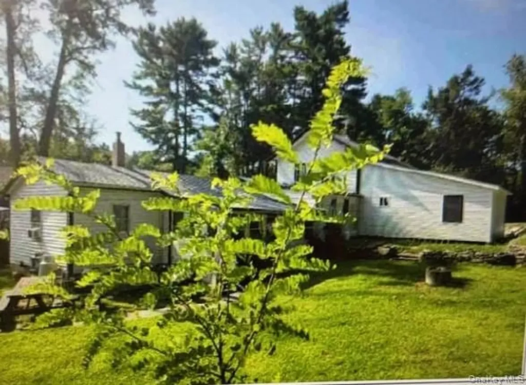 33 Eden Road Cuddebackville NY 12729