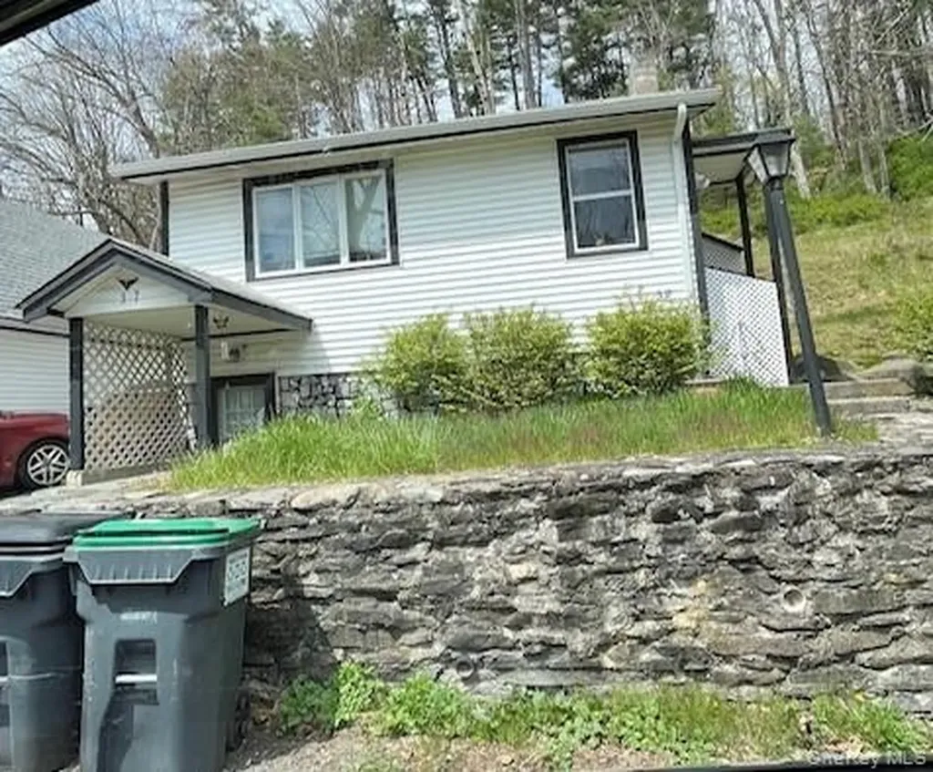 33 Eden Road Cuddebackville NY 12729