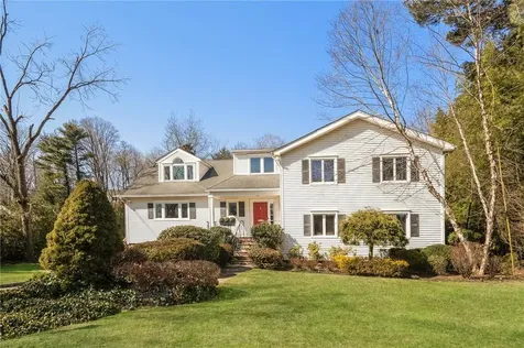 19 Leatherstocking Lane Scarsdale NY 10583