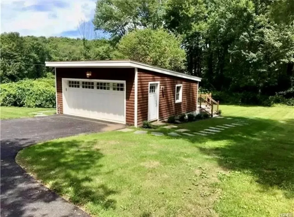 12 Denton Lake Road Holmes NY 12531