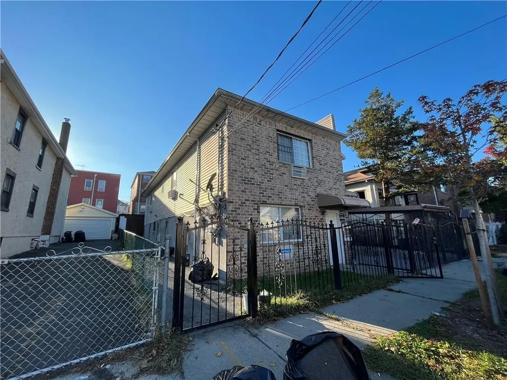 2931 Wickham Avenue Bronx NY 10469