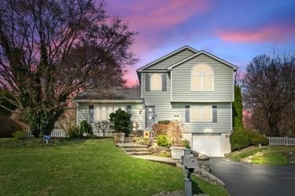 3 Continental Drive New Windsor NY 12553