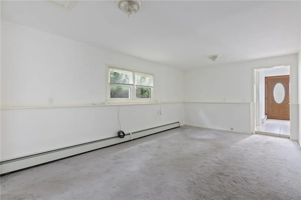 65 Edinburgh Road Middletown NY 10941