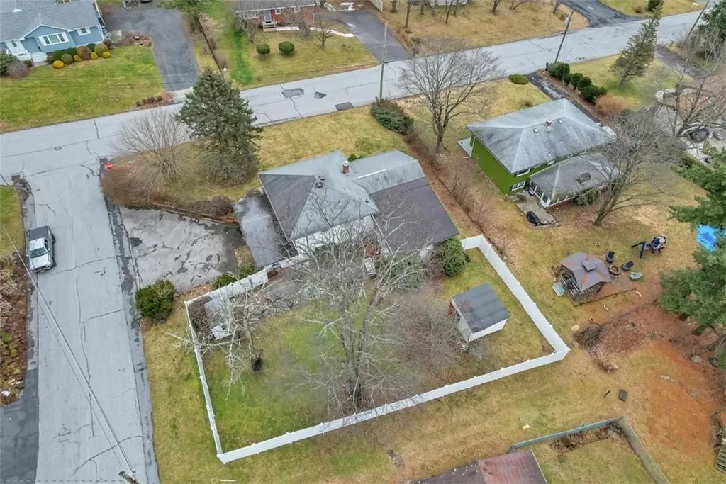 65 Edinburgh Road Middletown NY 10941