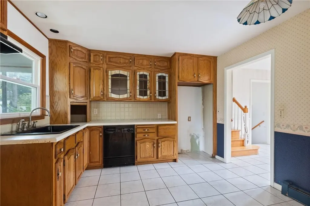 65 Edinburgh Road Middletown NY 10941