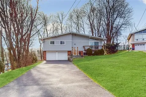 59 Stonewall Circle White Plains NY 10607