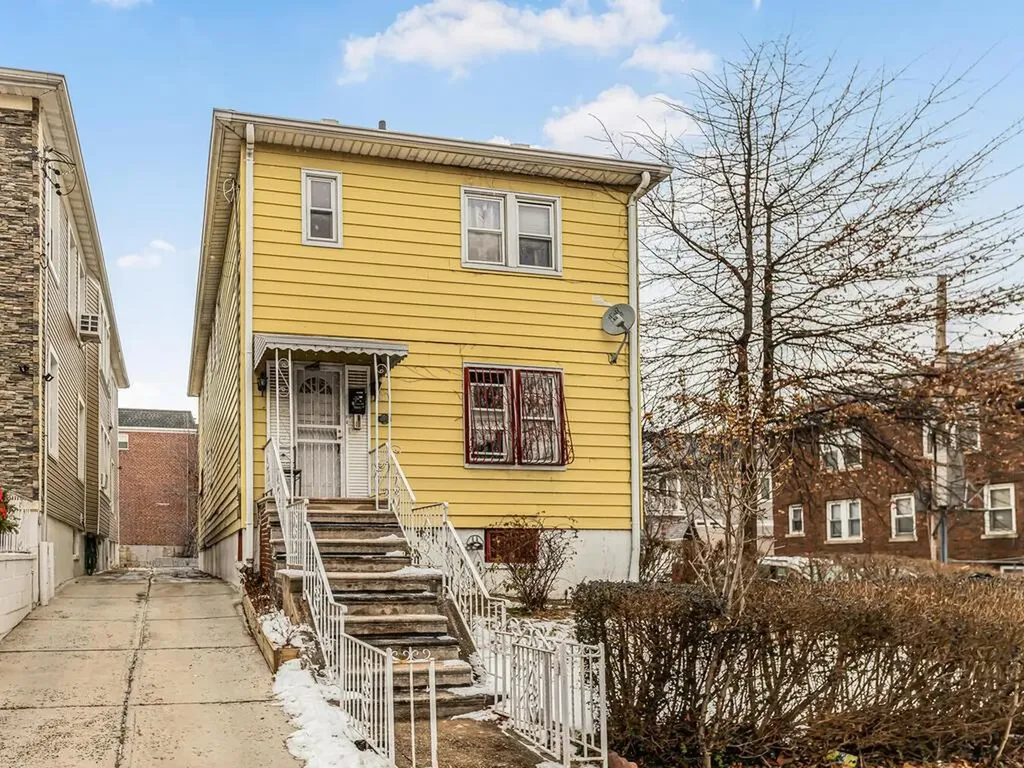 2015 Nereid Avenue Bronx NY 10466