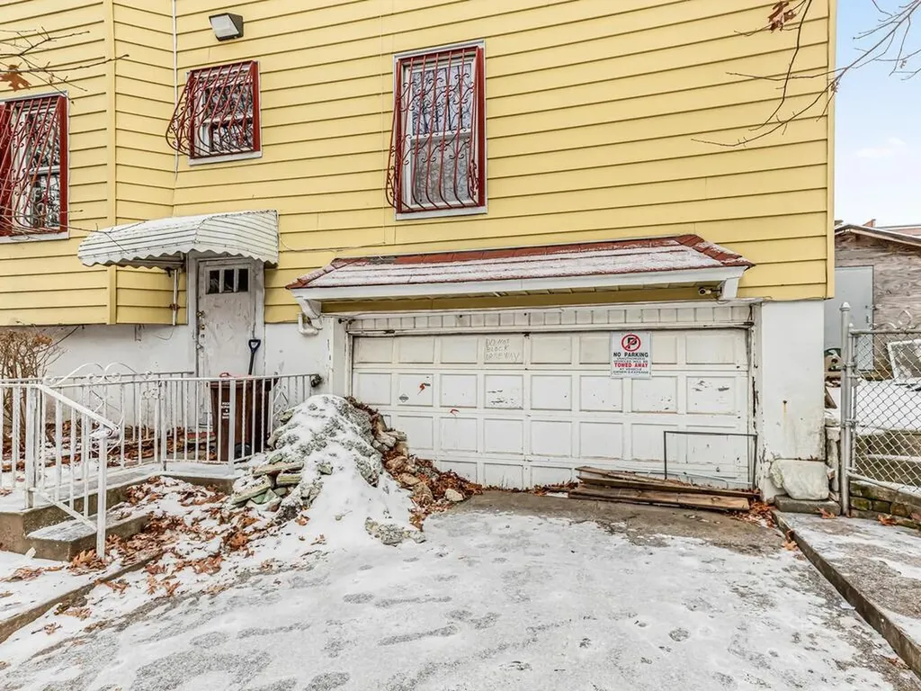 2015 Nereid Avenue Bronx NY 10466