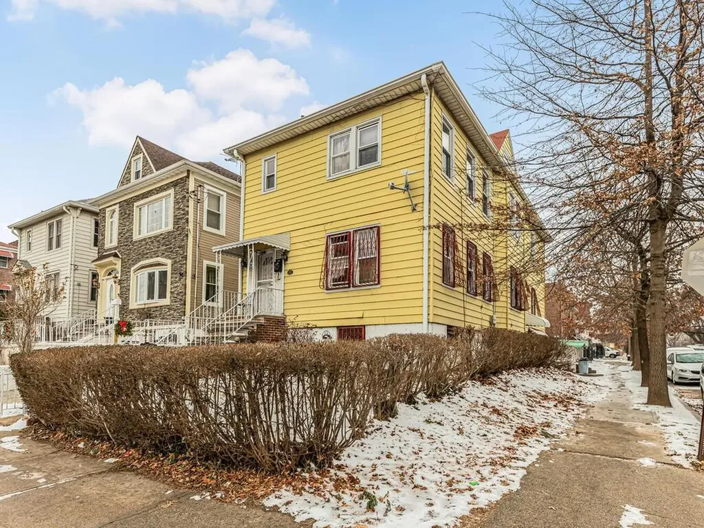 2015 Nereid Avenue Bronx NY 10466