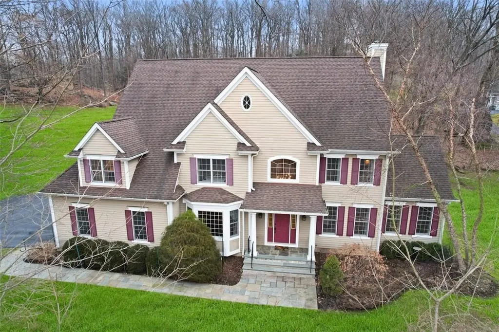 1960 Beekman Court Yorktown Heights NY 10598